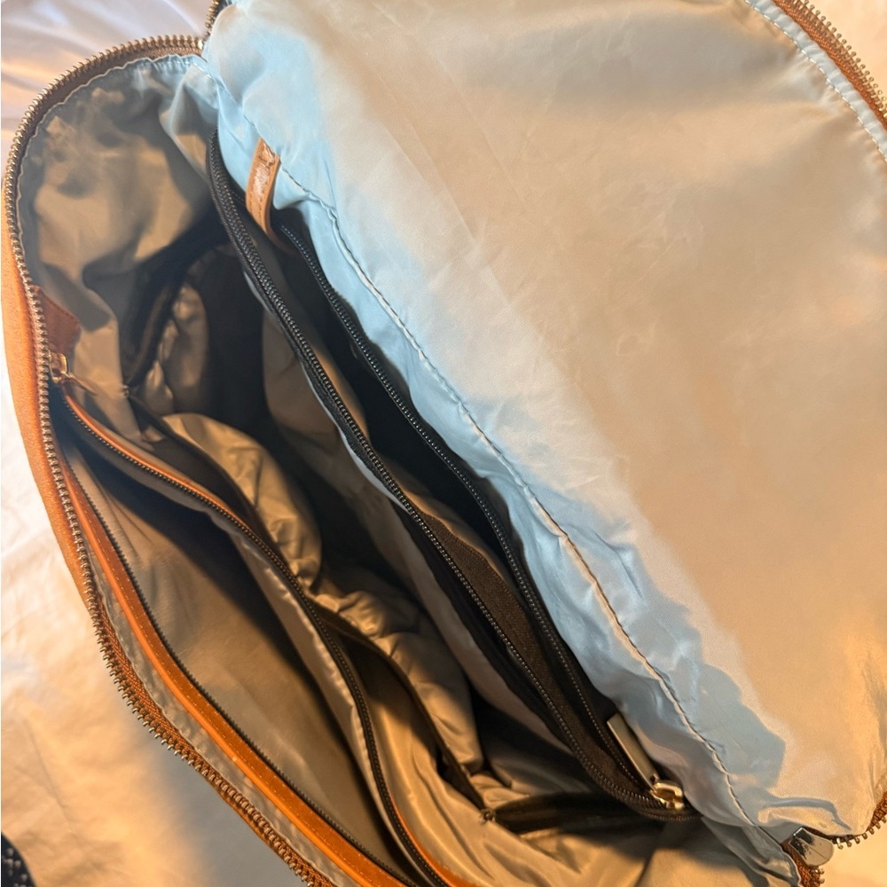 Elegant Tan Baby Bag - Picture 5 of 8